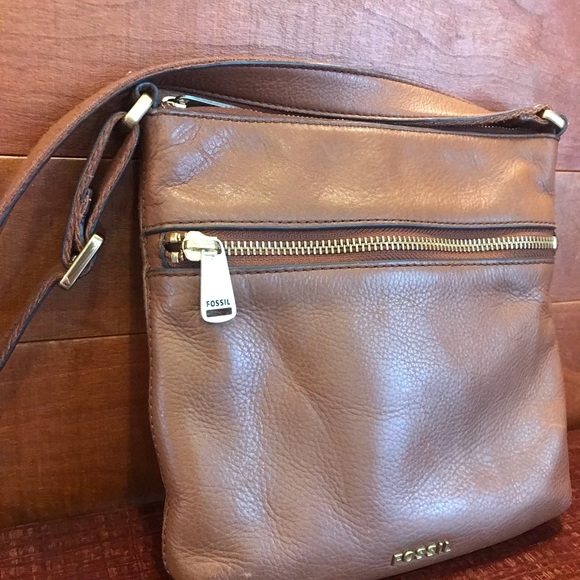 Fossil Brown Small leather Crossbody - Picture 8 of 8